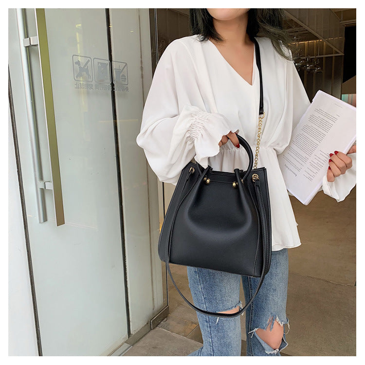 One Shoulder Broadband Bucket Bag