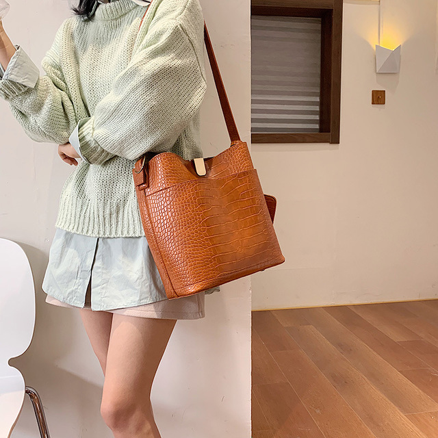 One shoulder Bucket Bag